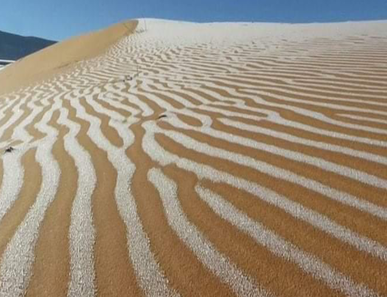 Sahara desert snow Image Credits: Karim Bouchetata