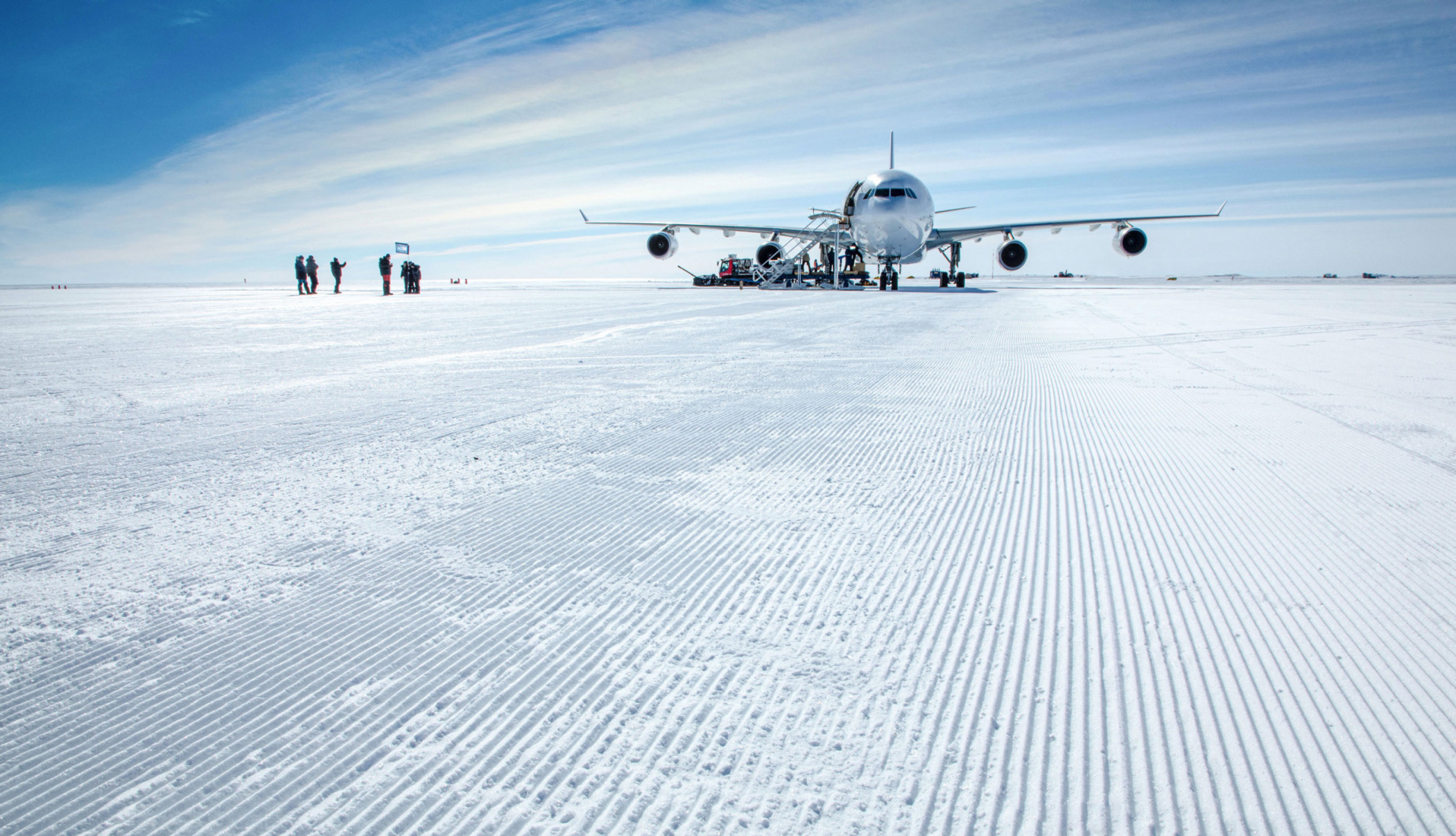 Hi Fly Antarctica A 340 Landing